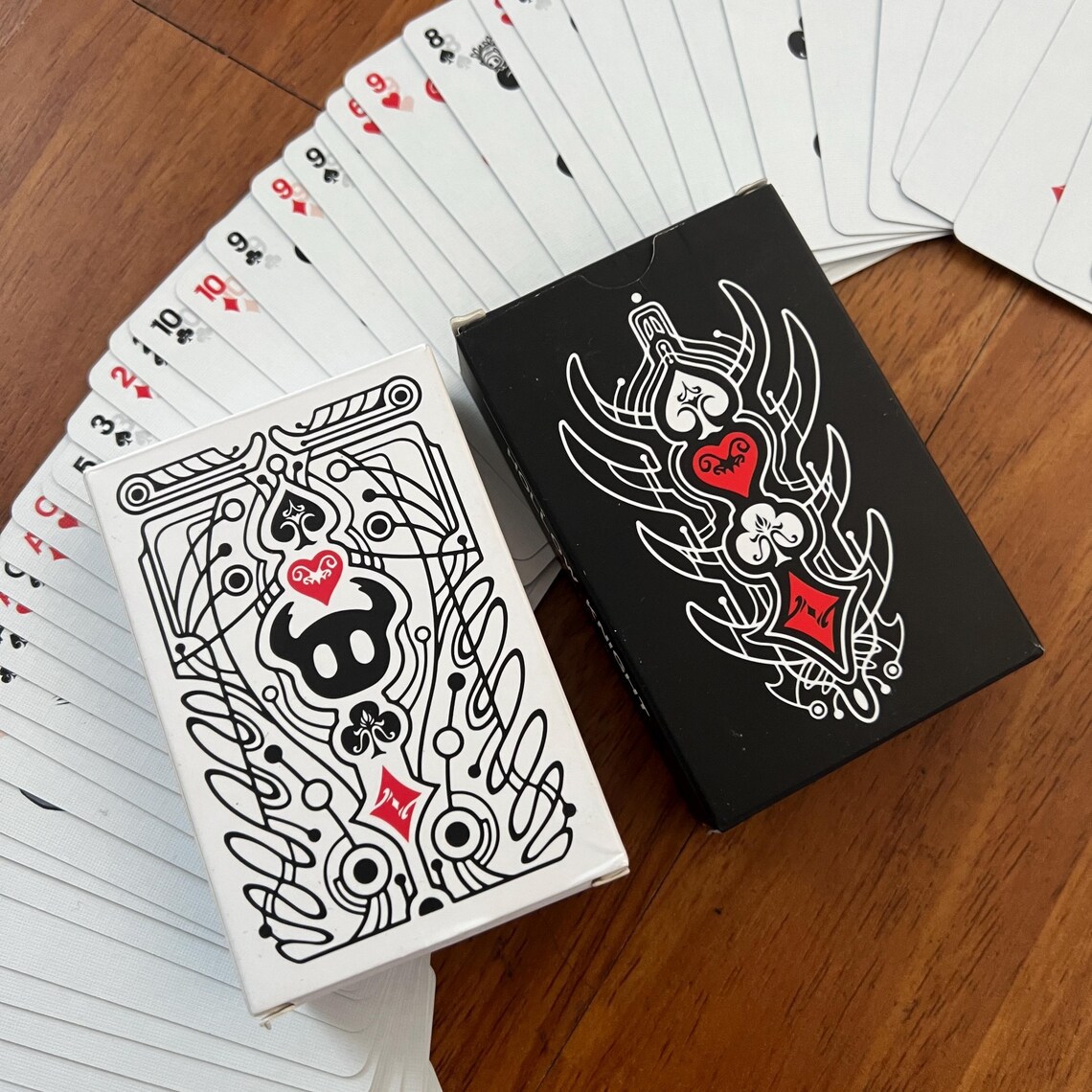 Hollow Knight standaard pokerk - Board Game Is recensie en prijs